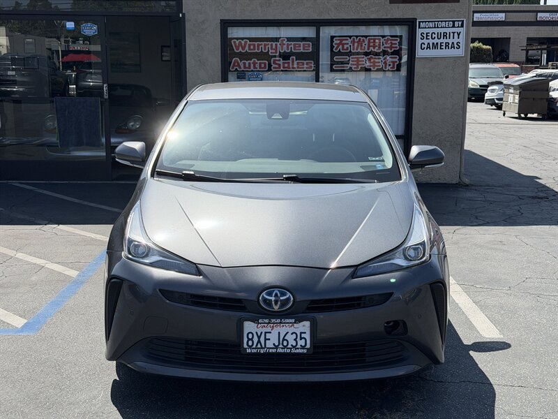 Used 2022 Toyota Prius LE FWD image 2
