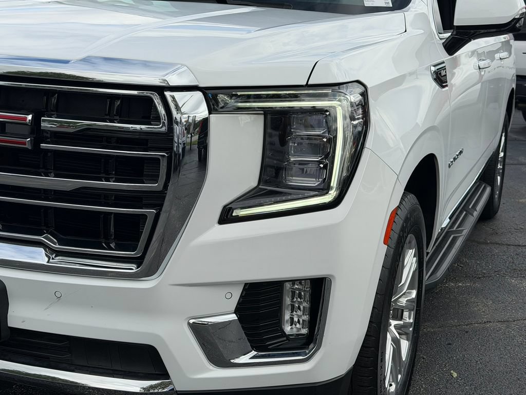 Certified 2024 GMC Yukon XL SLT w/ SLT Luxury Package AWD/4WD image 20