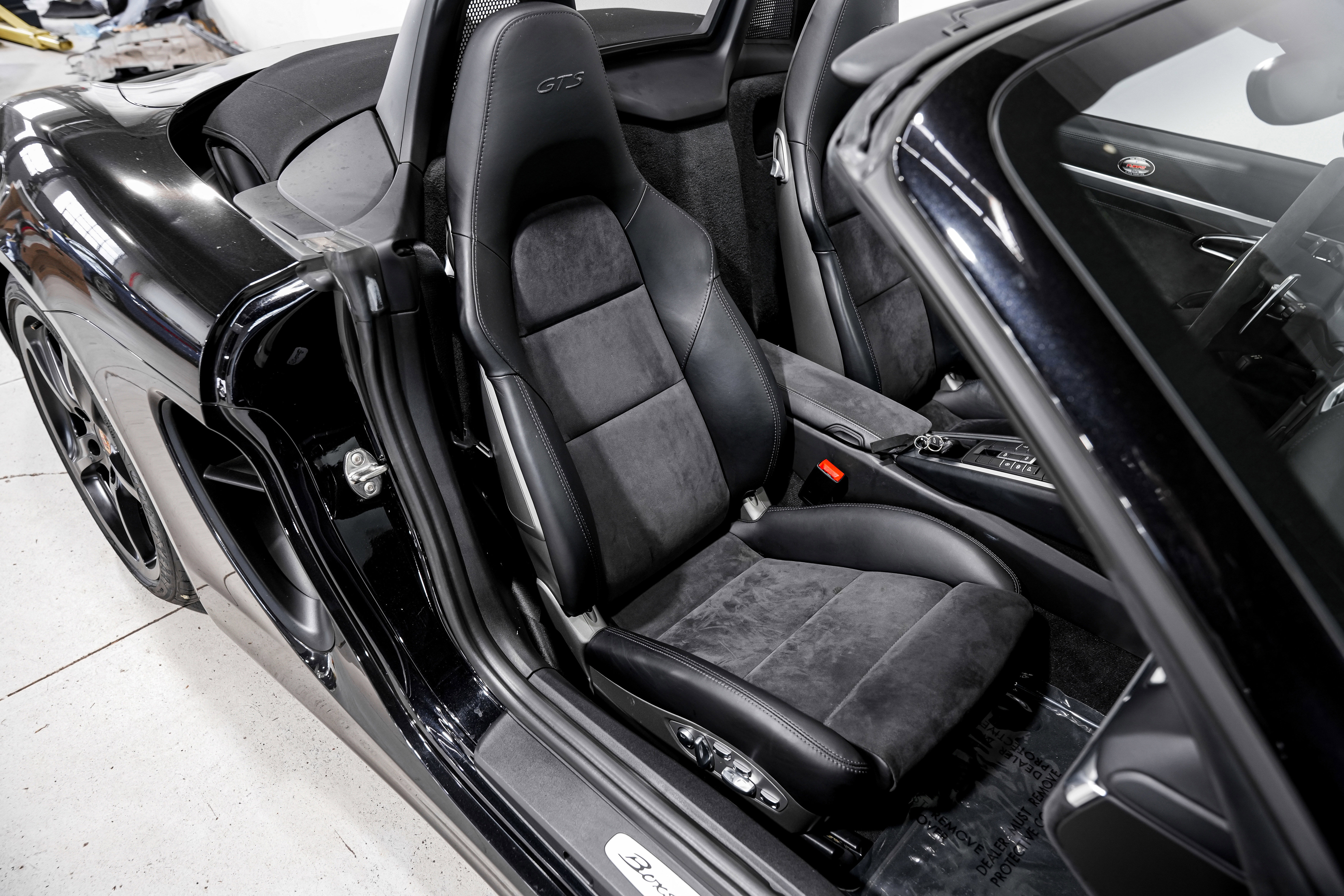 Used 2016 Porsche Boxster GTS image 12