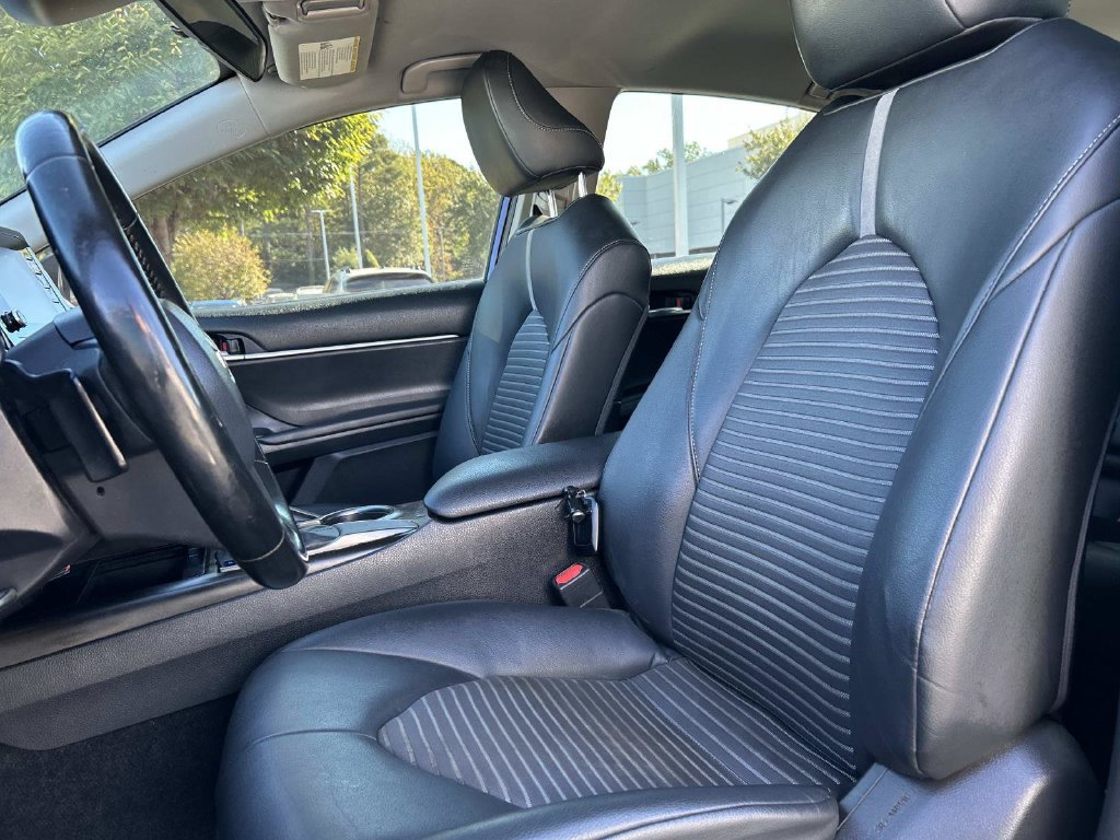 Used 2021 Toyota Camry SE FWD image 22
