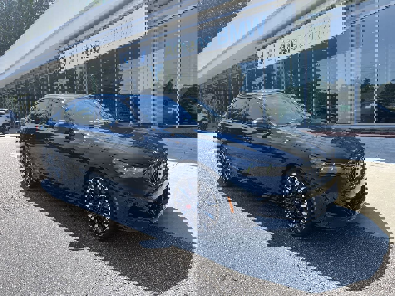 New 2026 BMW 550e xDrive w/ Executive Package image 1