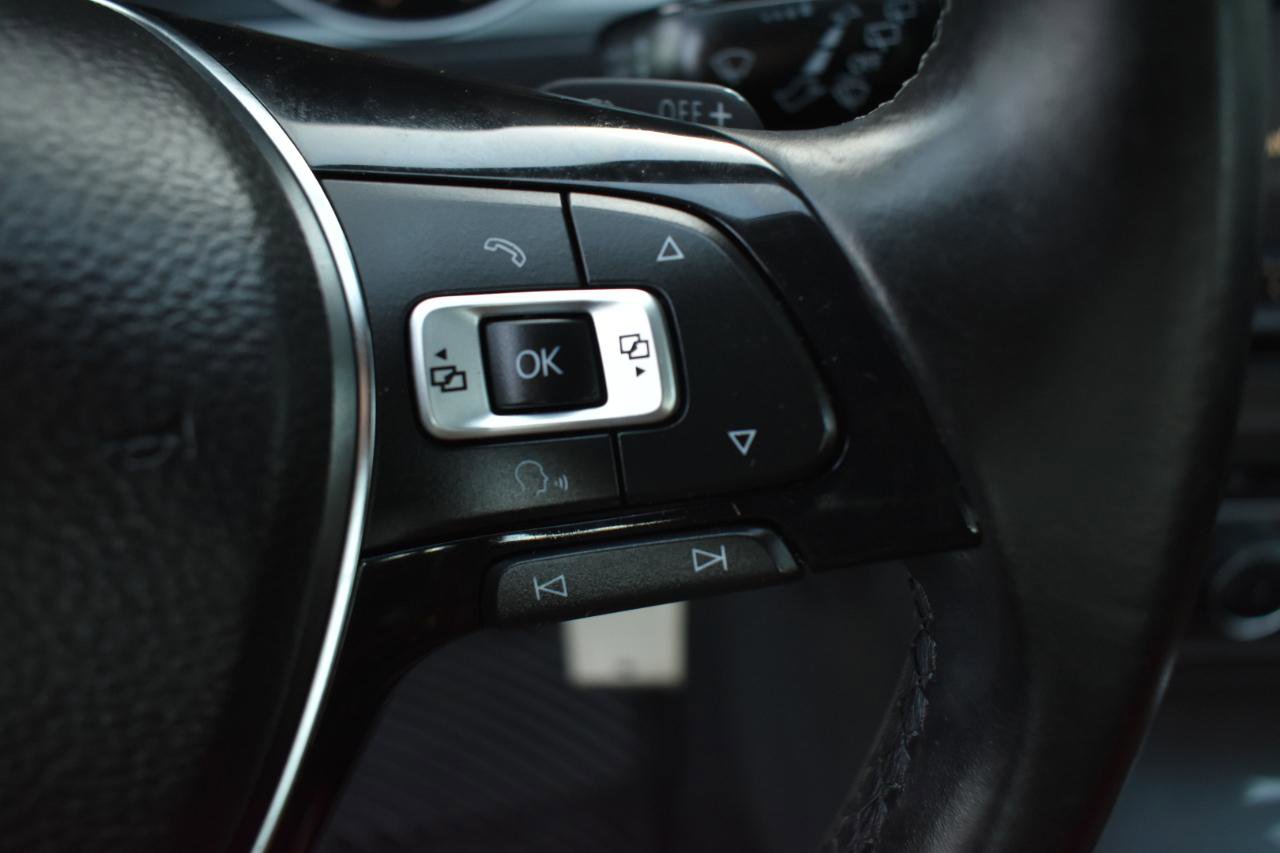 Used 2017 Volkswagen Golf Alltrack S image 15