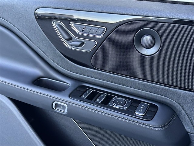 New 2026 Lincoln Aviator Reserve w/ Jet Appearance Package image 29