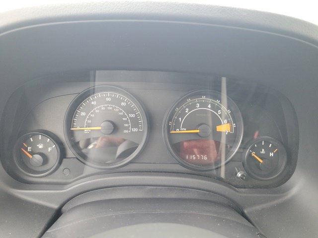 Used 2015 Jeep Patriot High Altitude FWD image 38