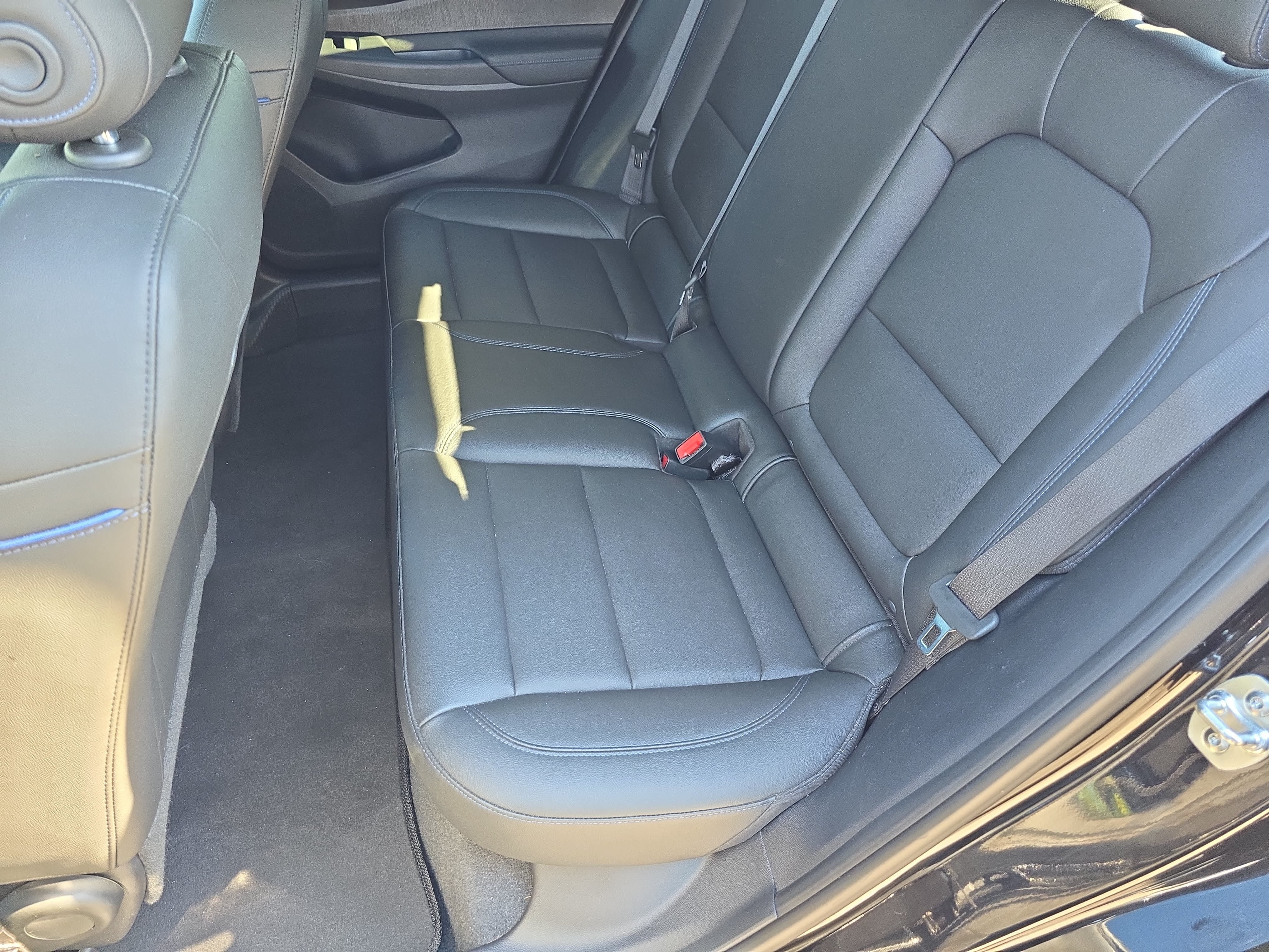 Used 2025 Buick Envista Sport Touring FWD image 13