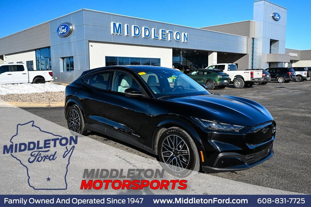 Certified 2025 Ford Mustang Mach-E Premium image 1