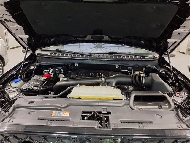 Certified 2025 Lincoln Navigator Reserve w/ Jet Appearance Package image 3