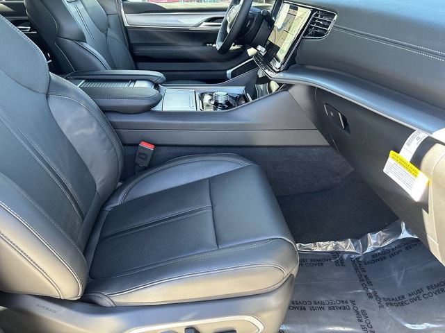 New 2026 Jeep Grand Wagoneer 4WD w/ 8-Passenger Seating Package image 12