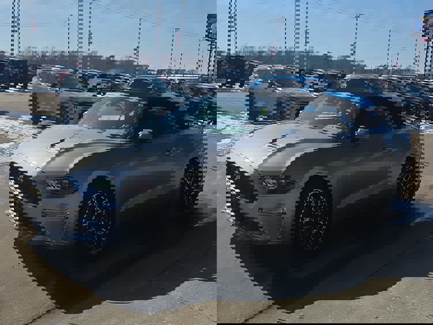 Used 2022 Ford Mustang Premium image 10