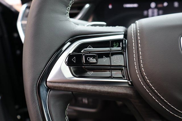 New 2025 Jeep Grand Cherokee Overland w/ Adv Protech Group III image 16