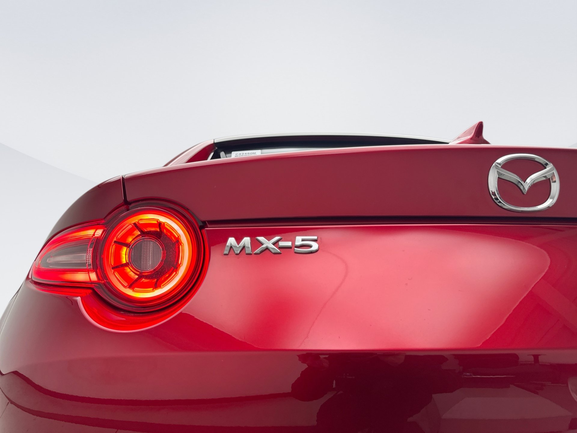 Used 2025 MAZDA MX-5 Miata RF Grand Touring w/ Weather Package RWD image 32