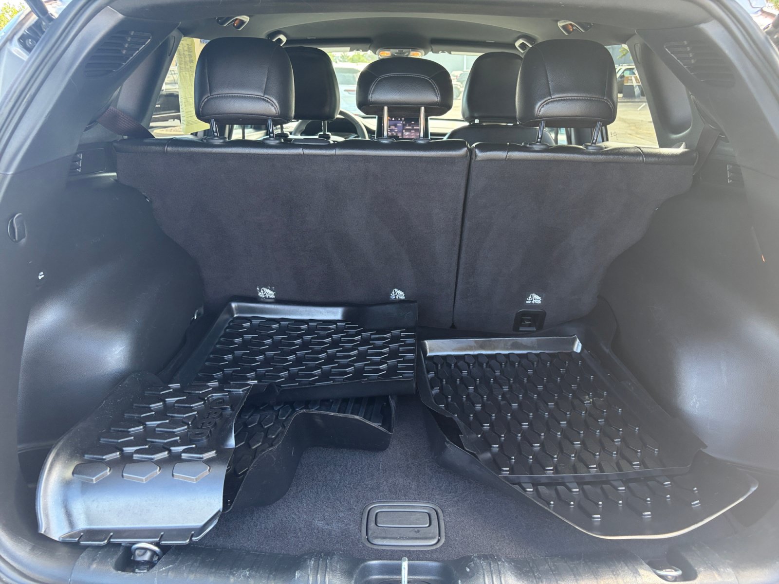Used 2024 Jeep Compass Latitude AWD/4WD image 27