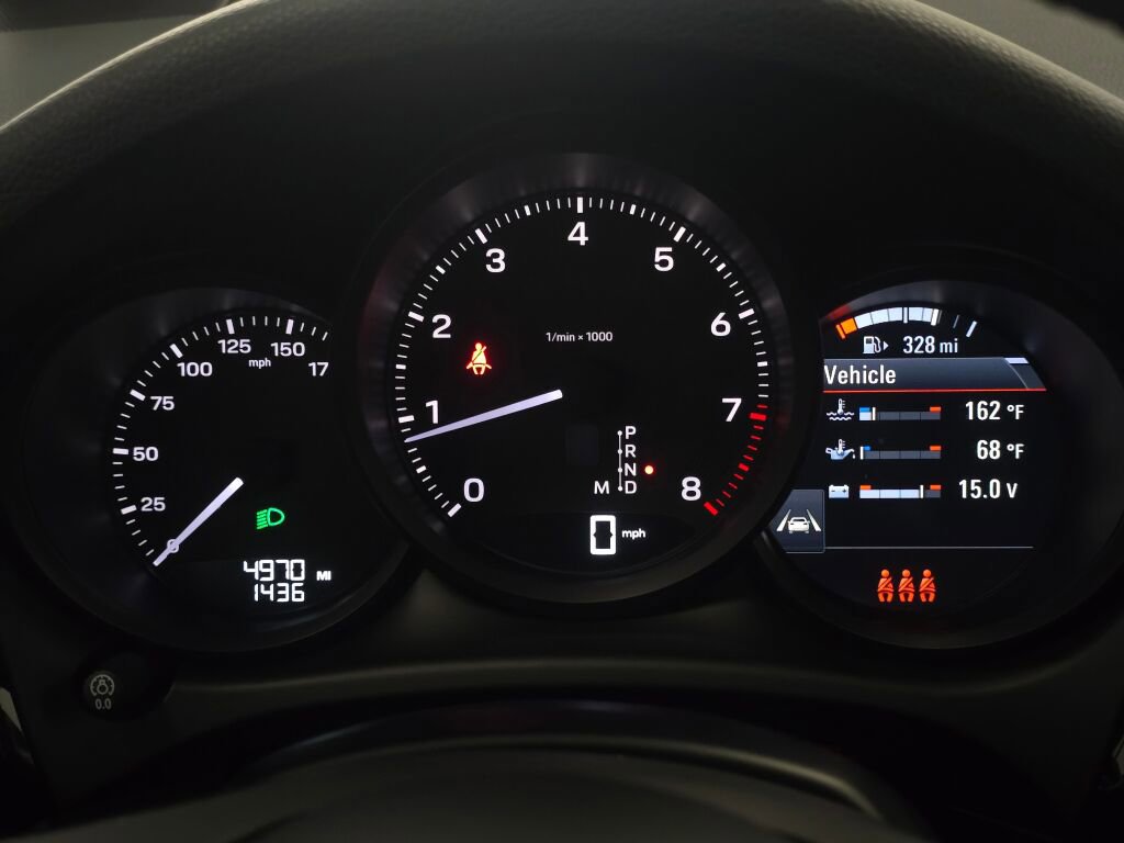 Certified 2025 Porsche Macan image 39