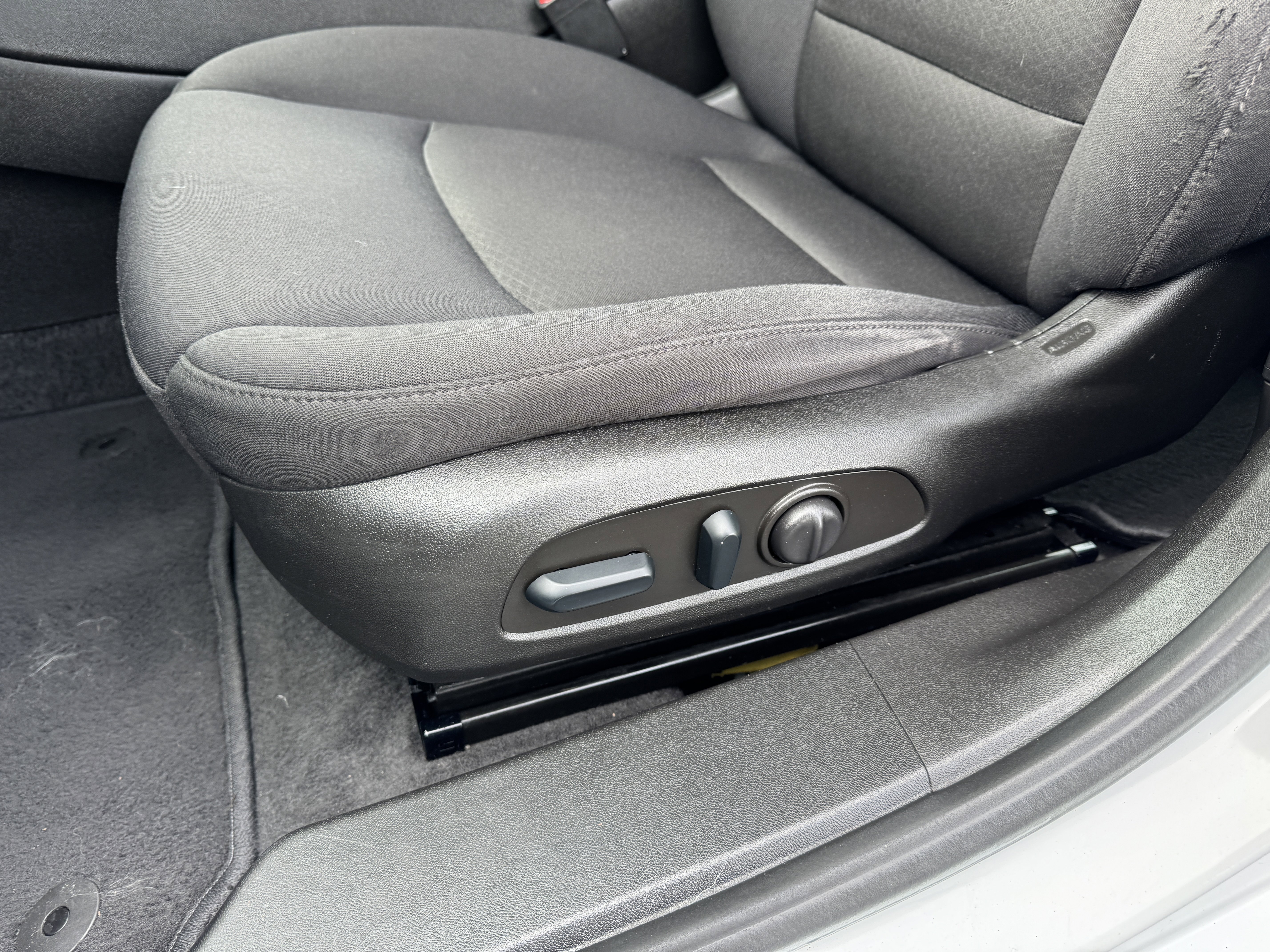 Used 2022 Chevrolet Malibu LT image 13