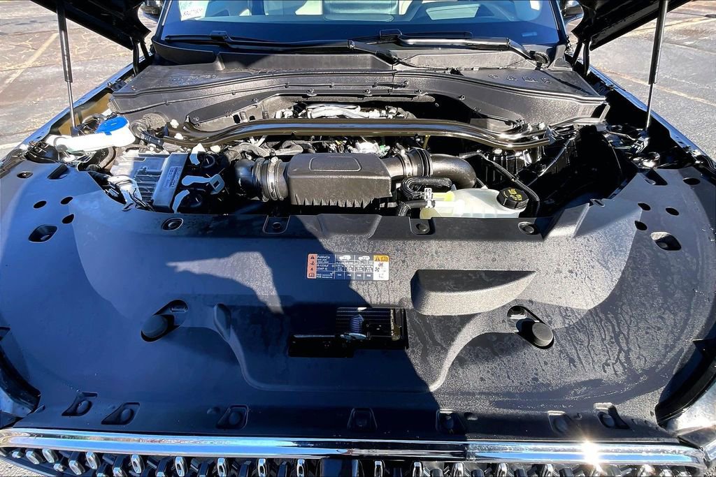 Used 2025 Lincoln Aviator Reserve w/ Equipment Group 201A image 10