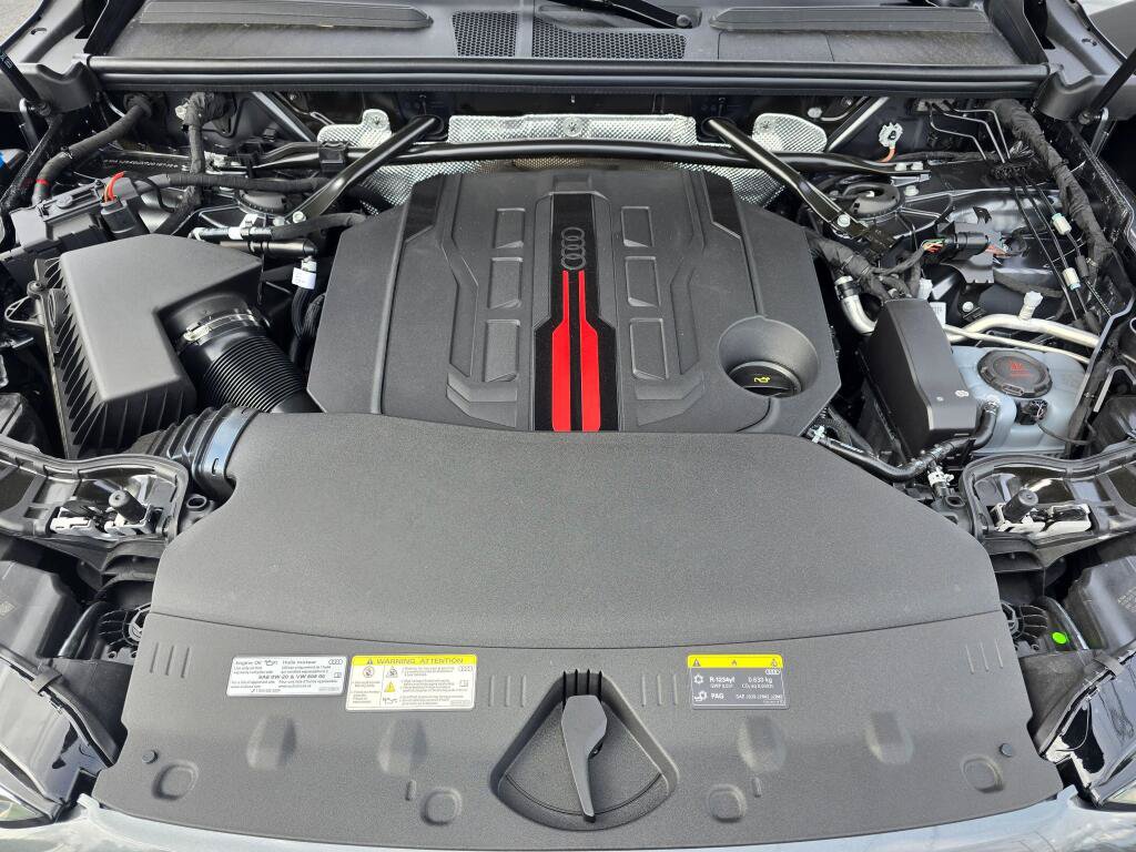 New 2026 Audi SQ5 Premium Plus AWD/4WD image 9