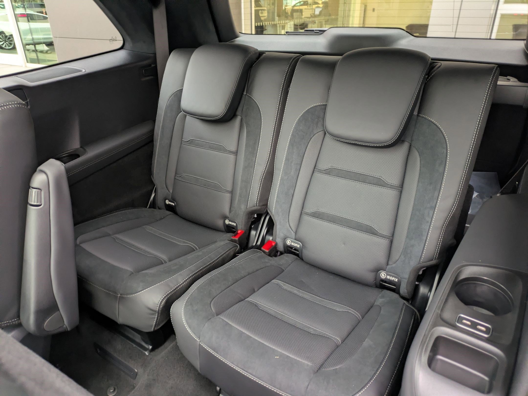 New 2026 Mercedes-Benz GLS 63 AMG 4MATIC image 17