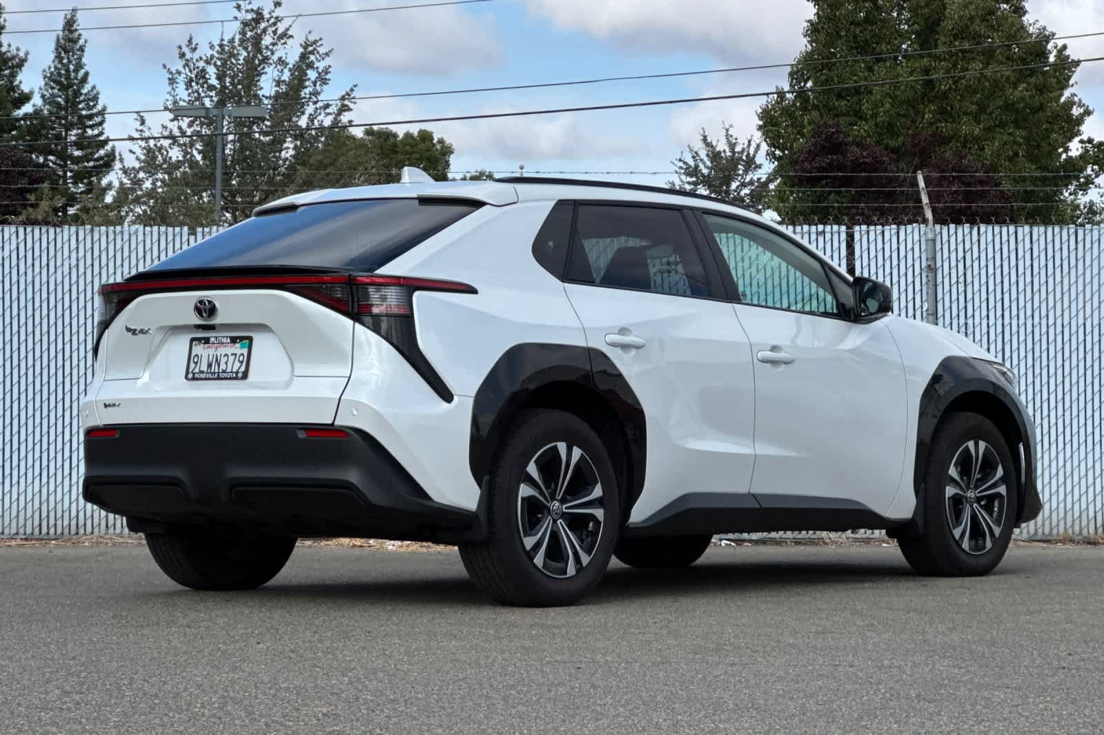Certified 2024 Toyota bZ4X FWD image 3