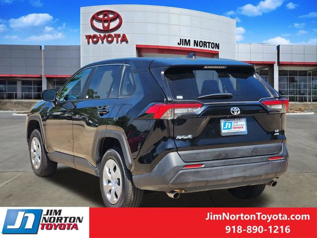 Used 2025 Toyota RAV4 LE AWD/4WD image 7