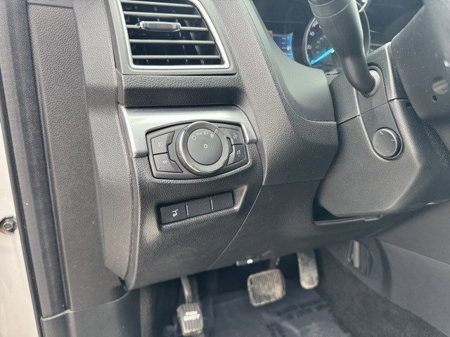Used 2018 Ford Explorer Limited image 14