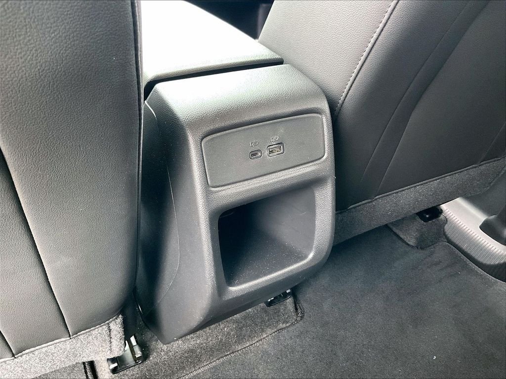 Used 2024 Chevrolet Trax LT w/ Driver Confidence Package FWD image 25