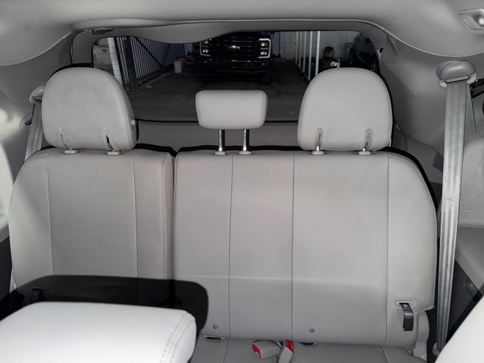 Used 2016 Toyota Sienna XLE FWD image 27