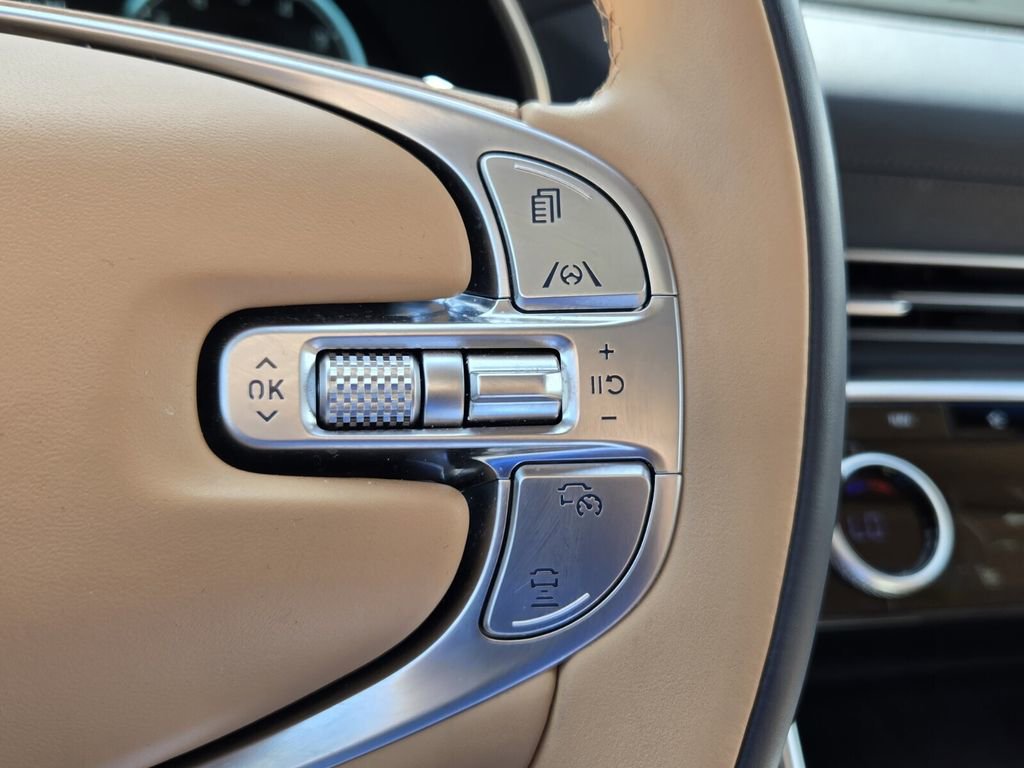 Used 2024 Genesis GV80 3.5T AWD/4WD image 25