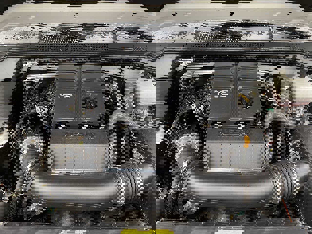 Used 2020 Nissan Frontier PRO-4X w/ Pro-4x Utility Package image 13