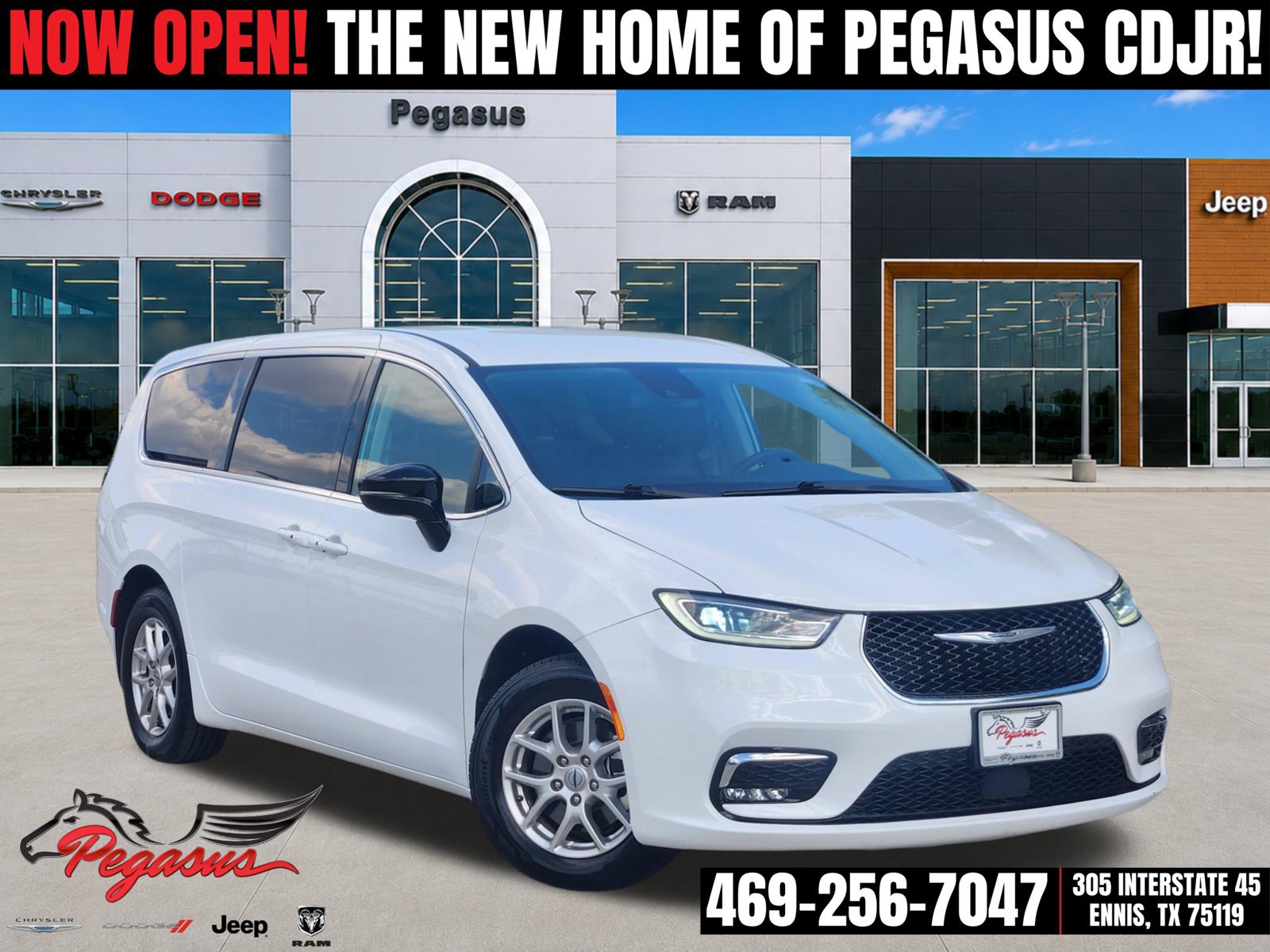 Used 2024 Chrysler Pacifica Touring-L