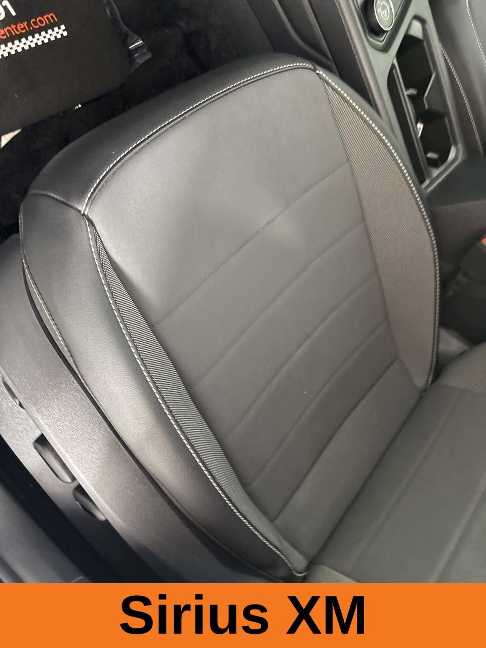 Used 2022 Volkswagen Taos SE w/ Panoramic Sunroof Package image 10