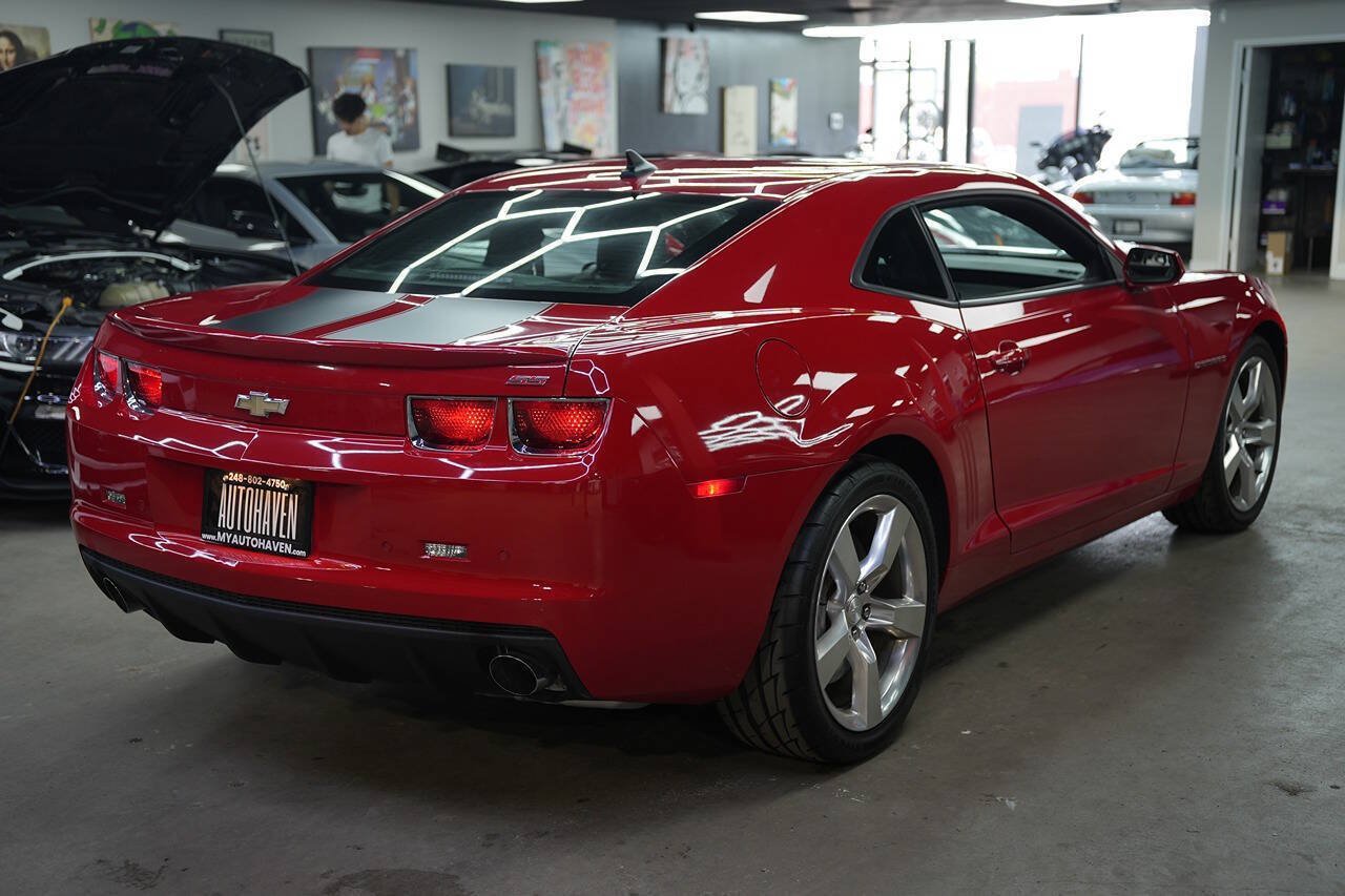 Used 2010 Chevrolet Camaro SS w/ RS Package RWD image 6