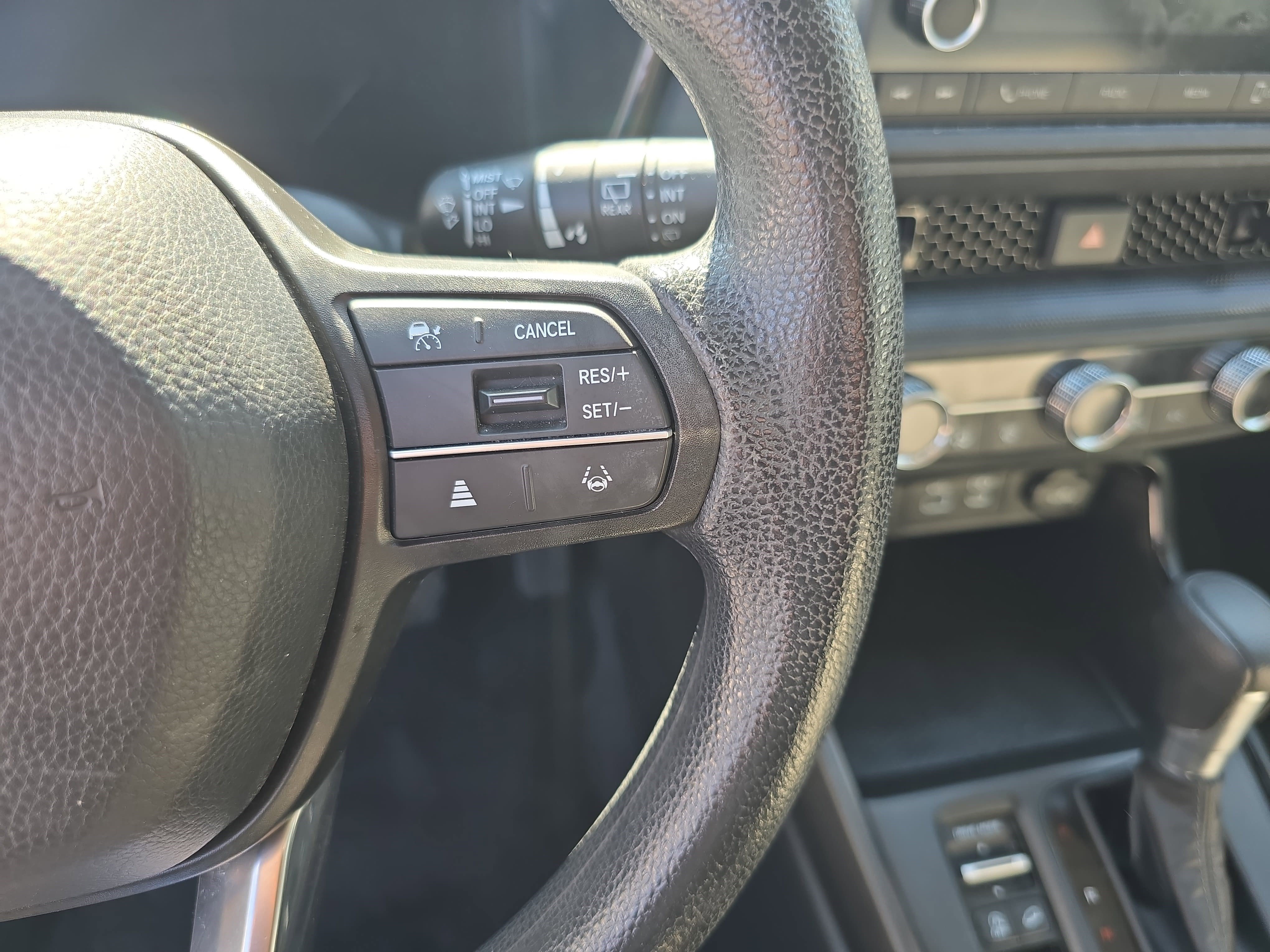 Used 2023 Honda CR-V EX image 18
