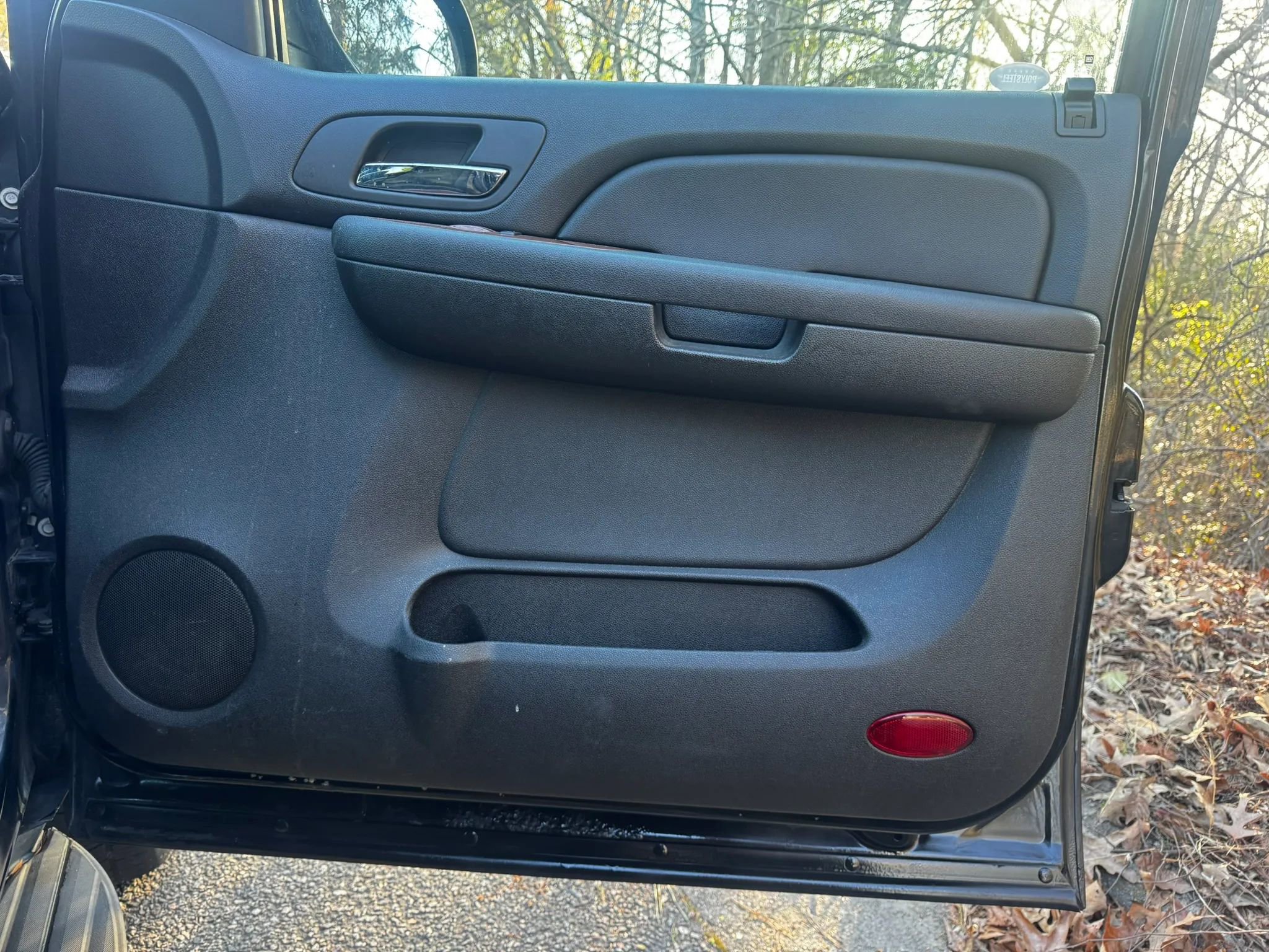 Used 2008 GMC Yukon SLE w/ Convenience Package image 10