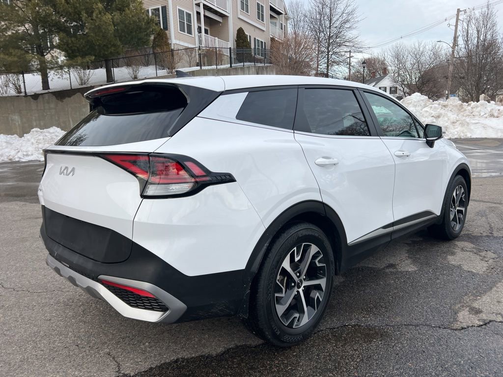 Used 2023 Kia Sportage EX image 3