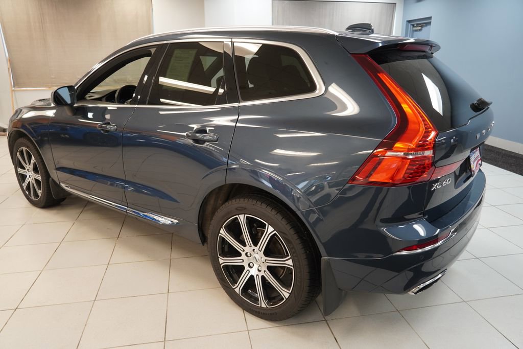 Used 2020 Volvo XC60 T5 Inscription w/ Protection Package image 12
