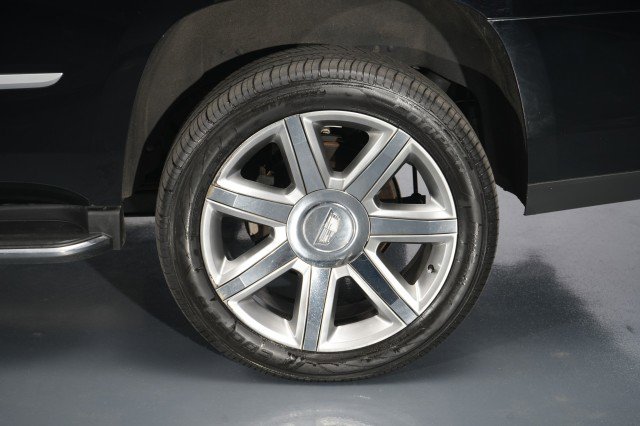 Used 2020 Cadillac Escalade Luxury image 29