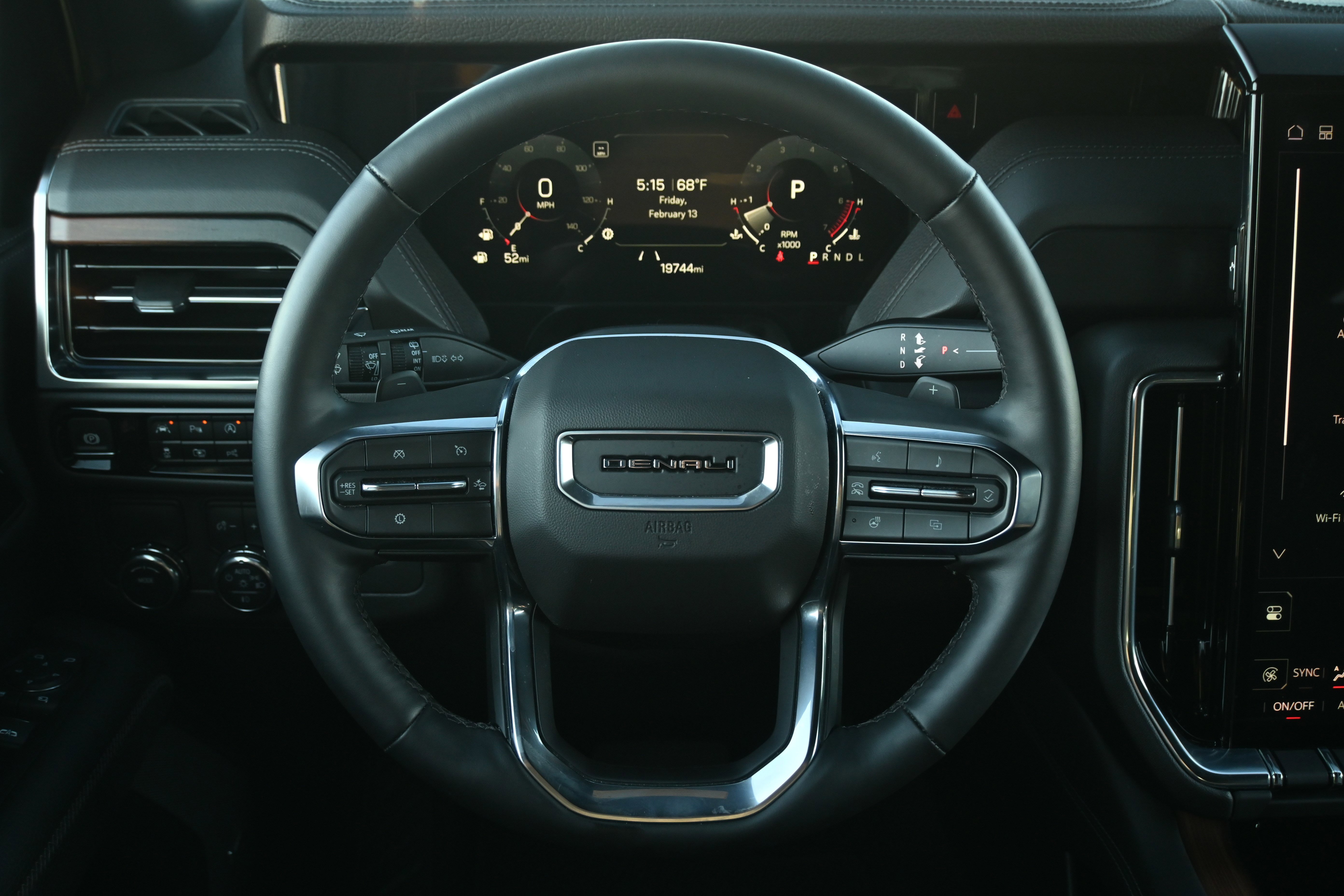 Used 2025 GMC Yukon Denali image 20