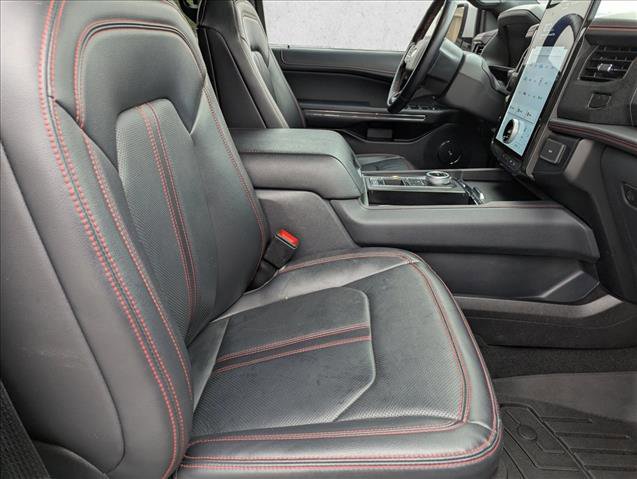 Used 2024 Ford Expedition Limited image 27