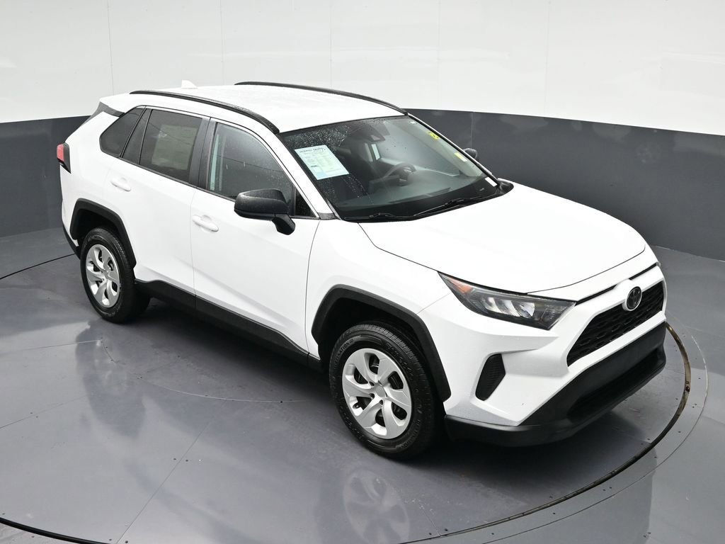 Used 2020 Toyota RAV4 LE FWD image 22