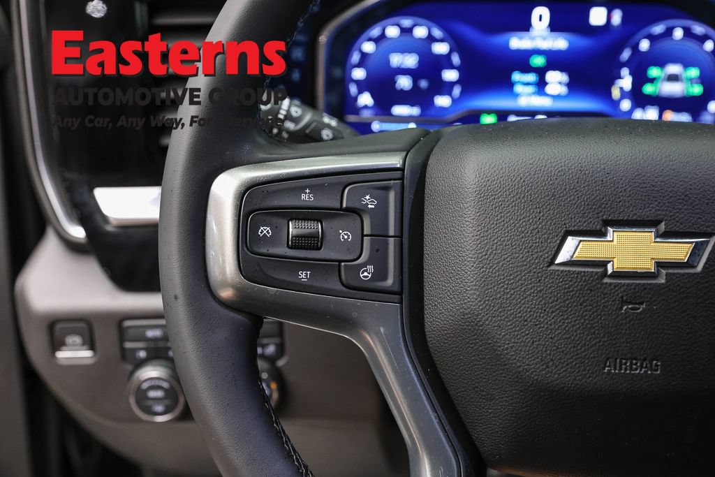 Used 2023 Chevrolet Silverado 1500 LT AWD/4WD image 15