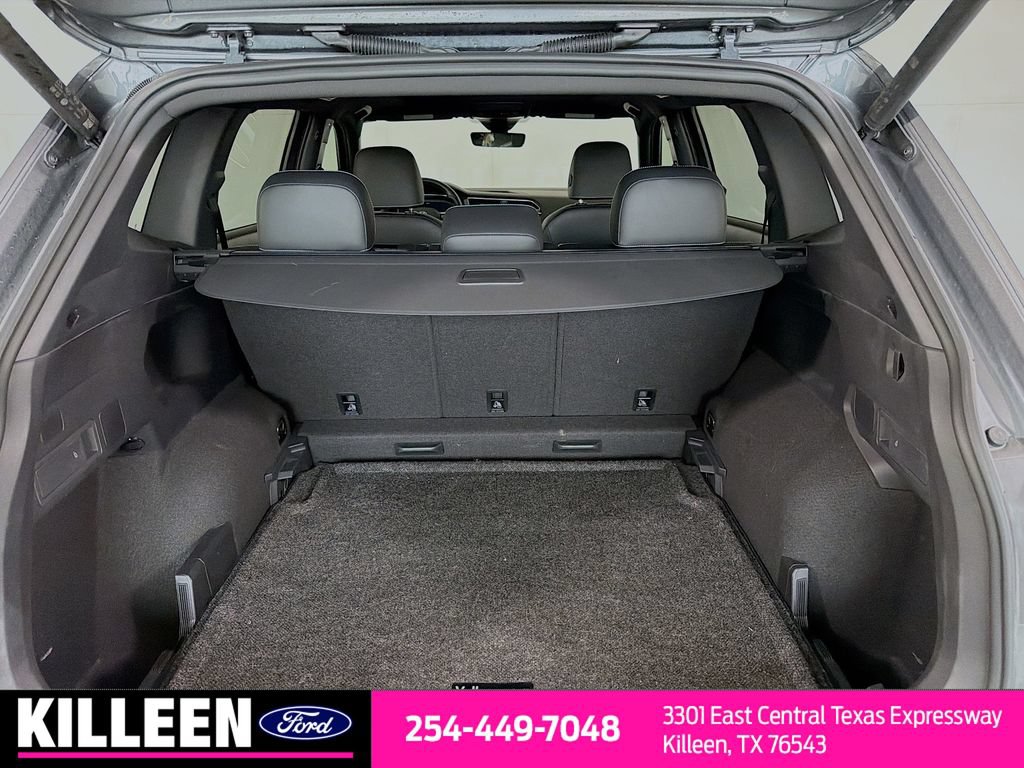 Used 2024 Volkswagen Tiguan SEL R-Line AWD/4WD image 7