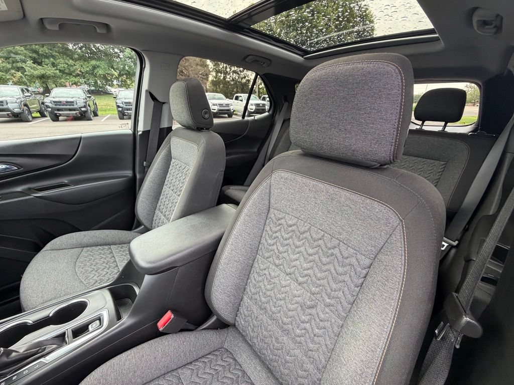 Used 2024 Chevrolet Equinox LT AWD/4WD image 7
