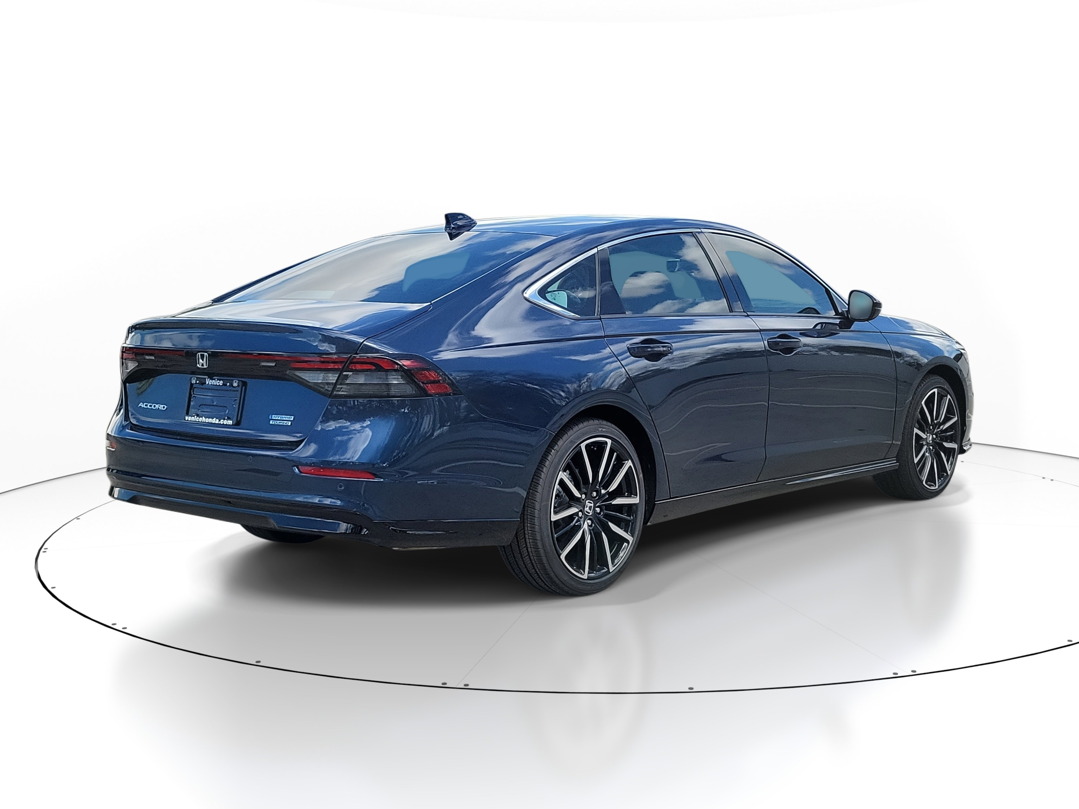 New 2026 Honda Accord Touring image 4
