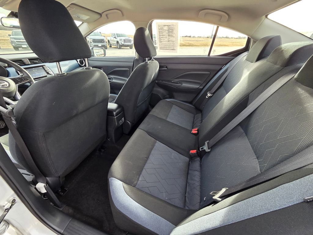 Used 2024 Nissan Versa SV w/ Trunk Package image 24