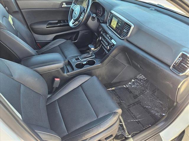 Used 2022 Kia Sportage EX image 18