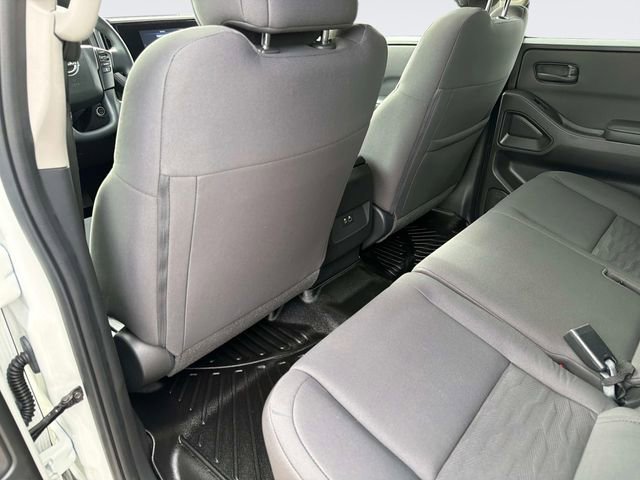 Used 2025 Nissan Frontier S image 14