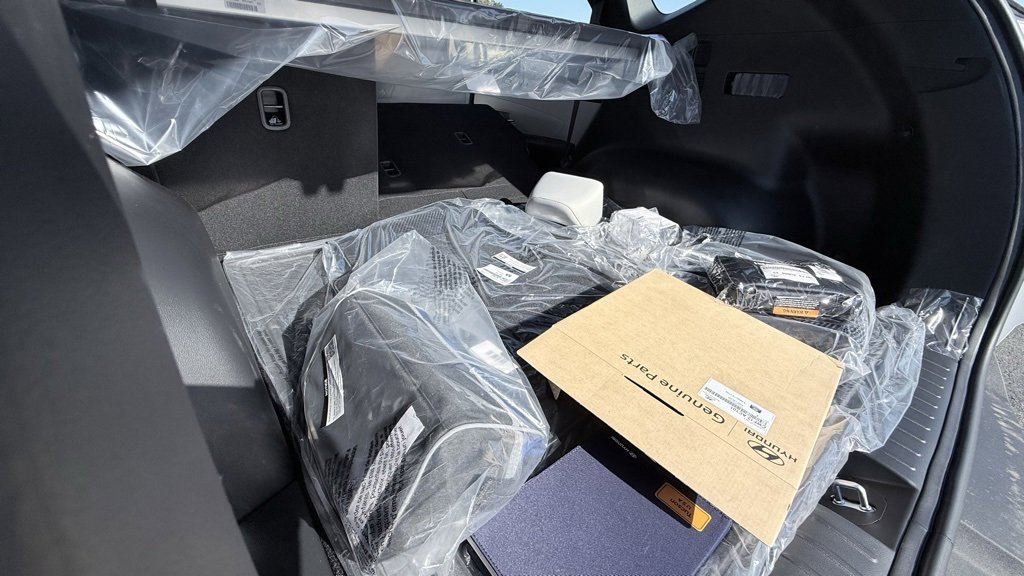 New 2026 Hyundai Tucson SE image 13