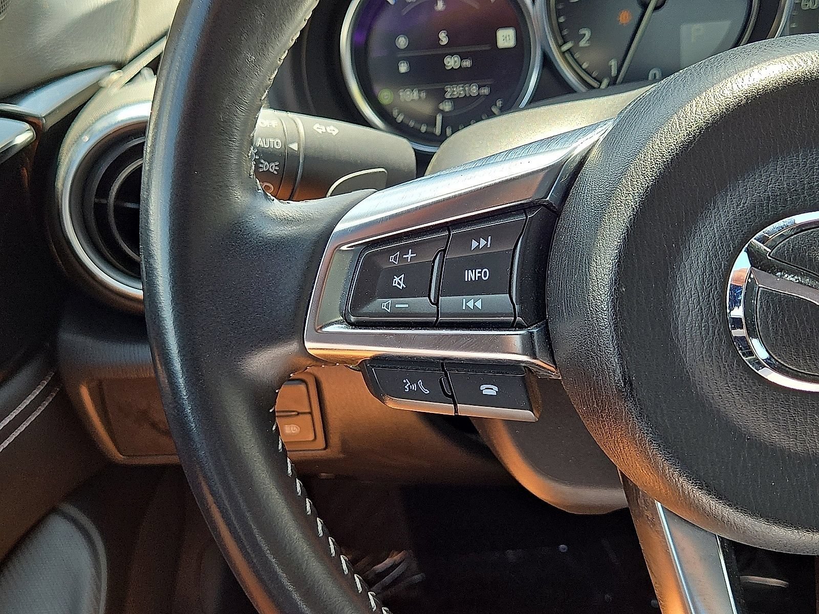 Used 2025 MAZDA MX-5 Miata RF Grand Touring RWD image 26