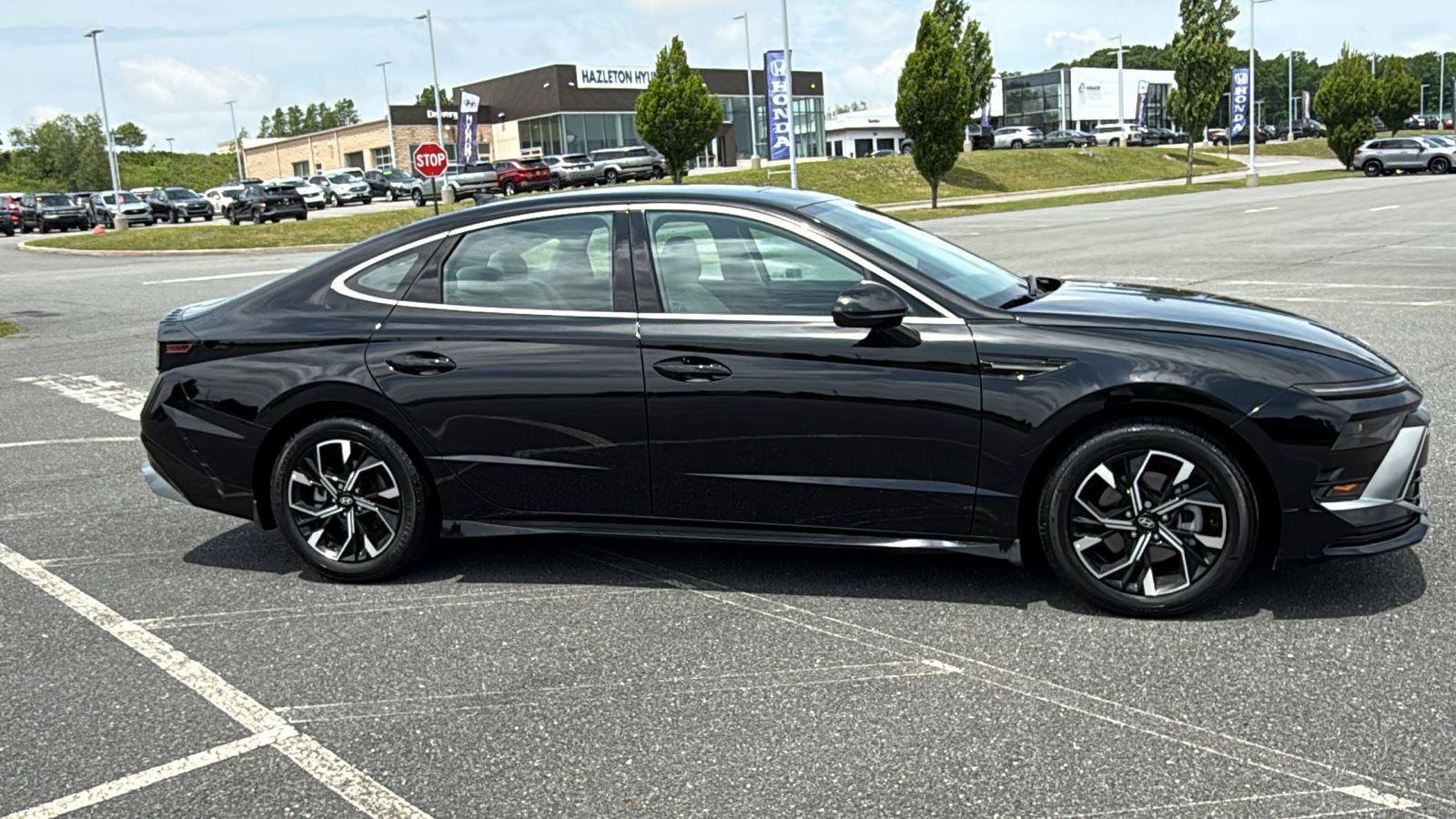 Certified 2024 Hyundai Sonata SEL AWD/4WD image 3