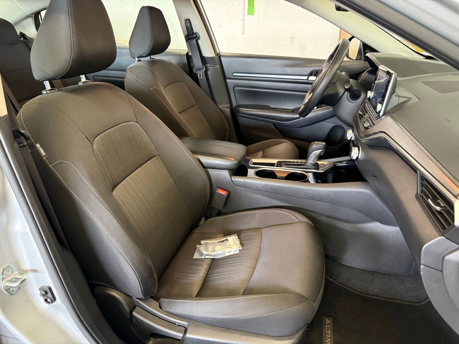 Used 2024 Nissan Altima 2.5 SV image 22
